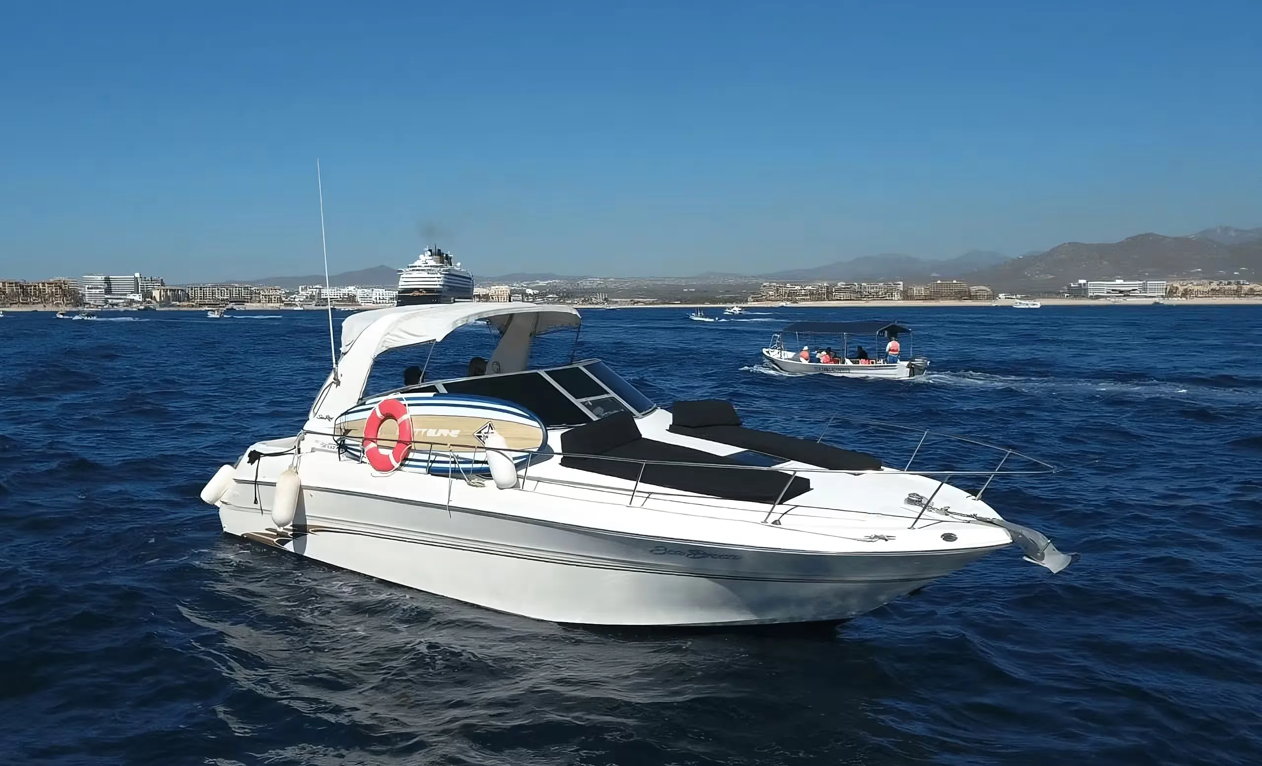 Bahia Yacht