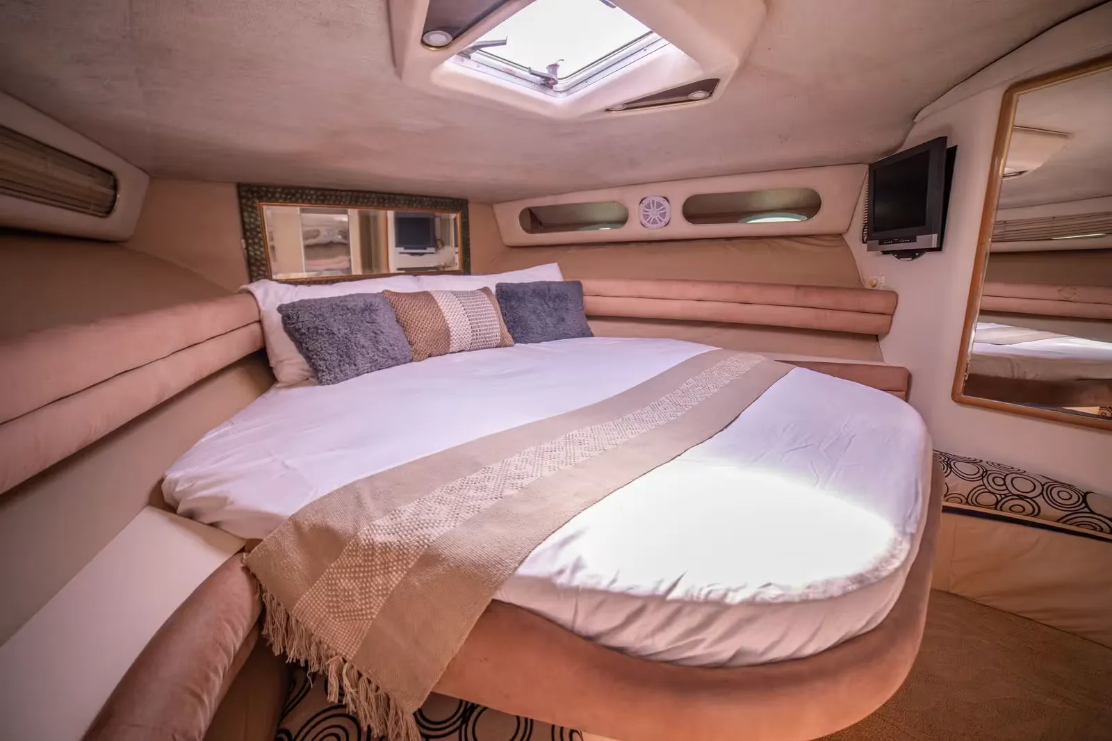 Dawn Patrol Yacht
