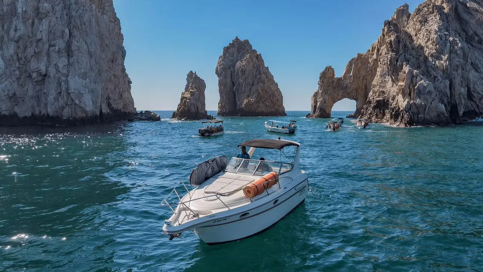 Watering Hole Yacht Los Cabos